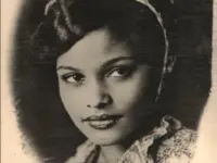 Fred Longs wife Della Wheatley